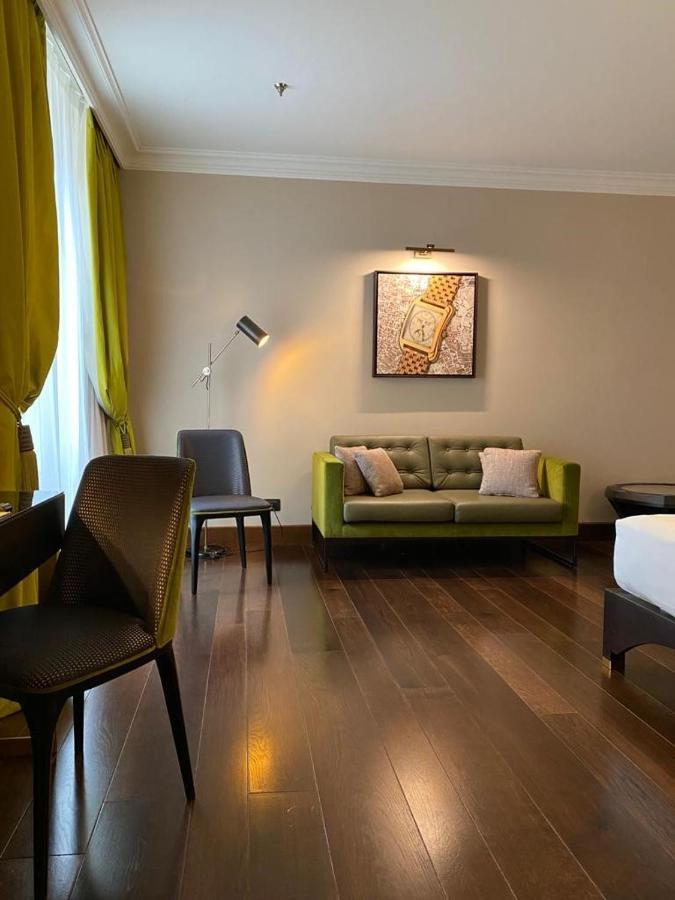 Hotel L'Orologio Roma - Wtb Hotels Zewnętrze zdjęcie